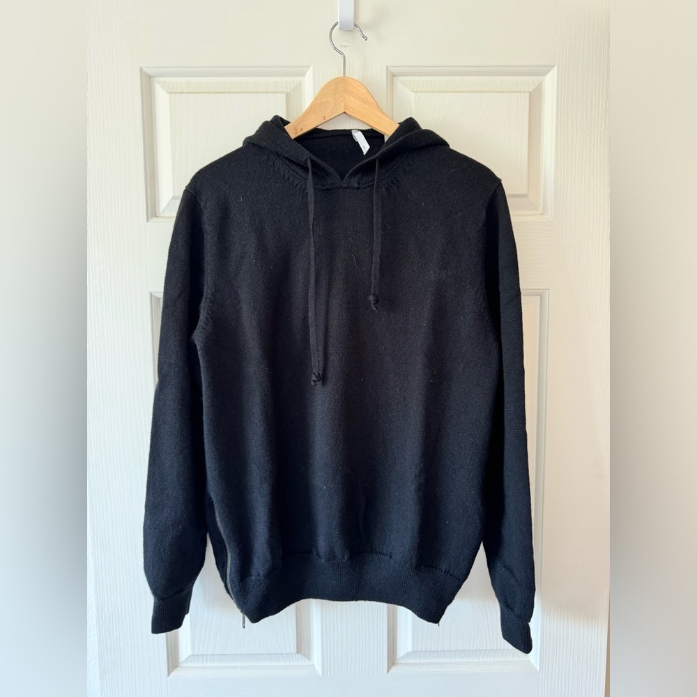 Vince Men’s Merino Wool Pullover Sweater w/ Hood - size Large